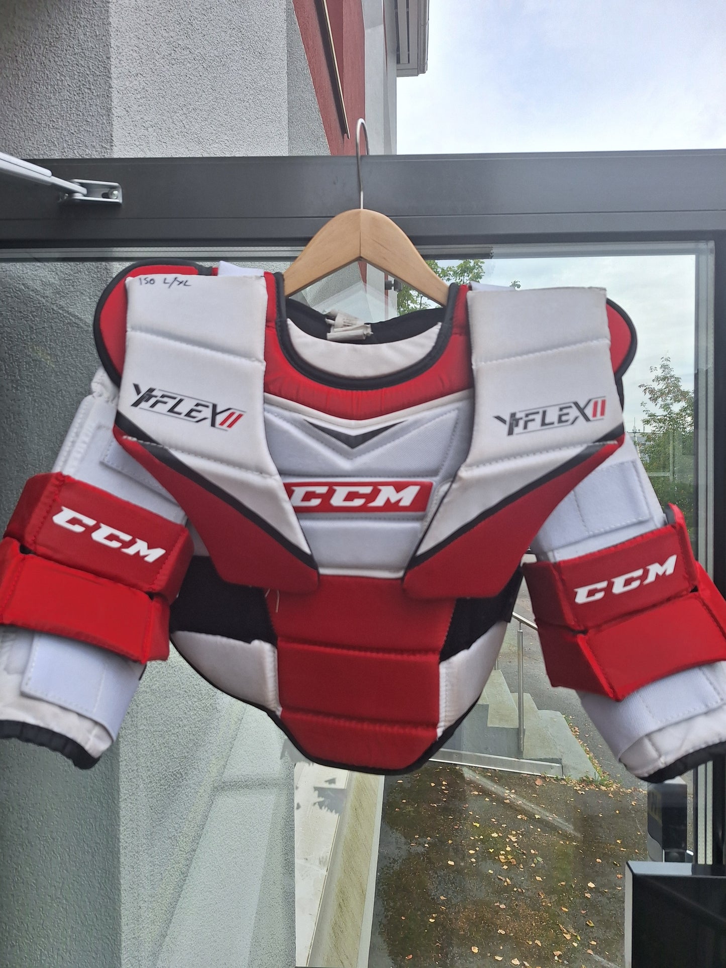 CCM ytflex Yth L/XL koko noin 115-130cm