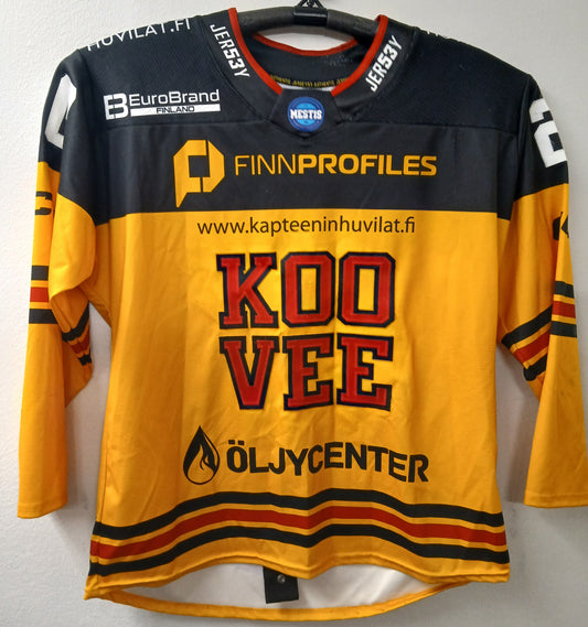 KooVee paita , mestis kaudelta. "Lahtinen"