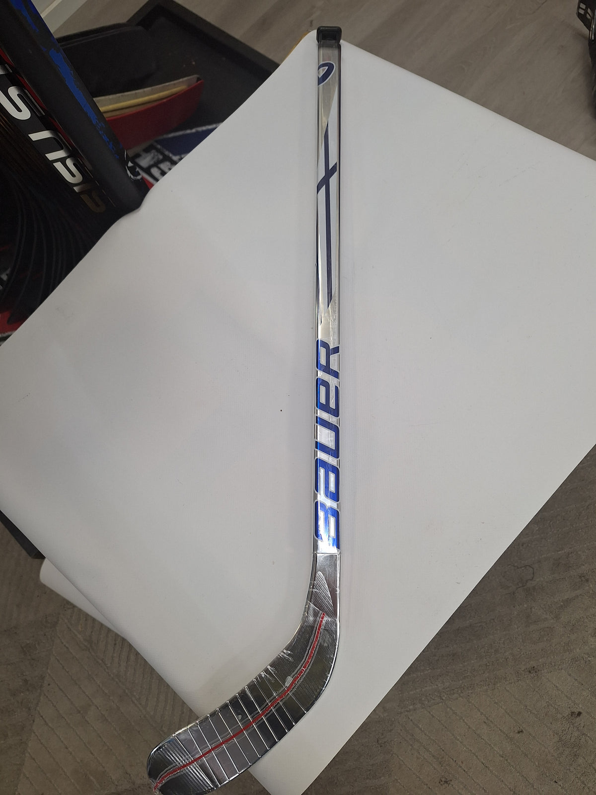 Bauer minimaila left