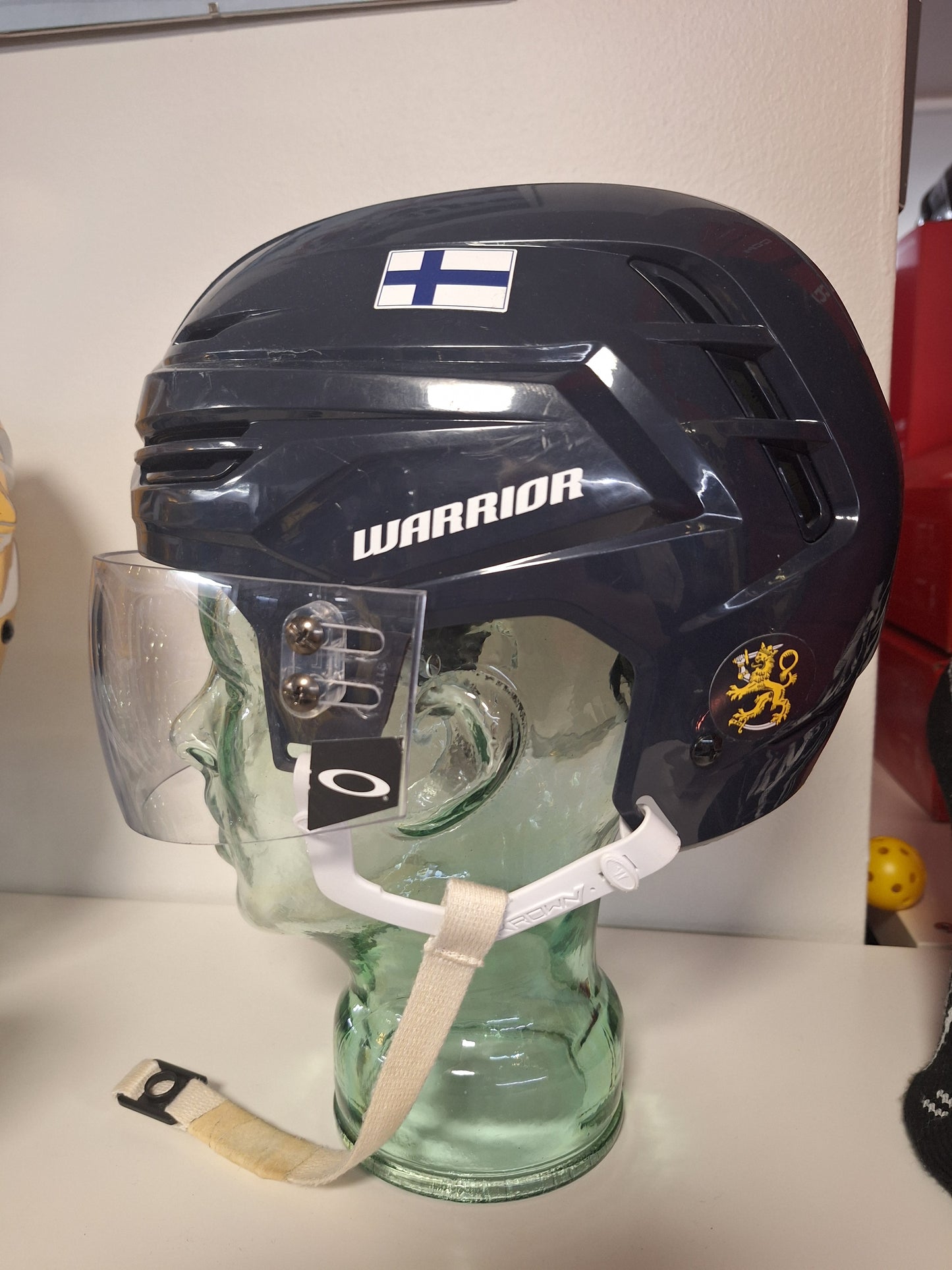 Petteri Lindbhom Beijing 2022 kypärä. Warrior alpha koko Medium