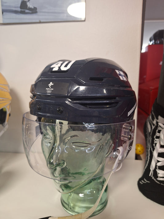 Petteri Lindbhom Beijing 2022 kypärä. Warrior alpha koko Medium