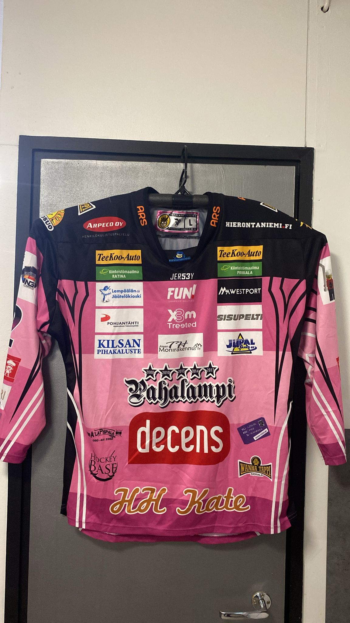 Valtteri Selimgerei Pahalampi pelipaita koko L