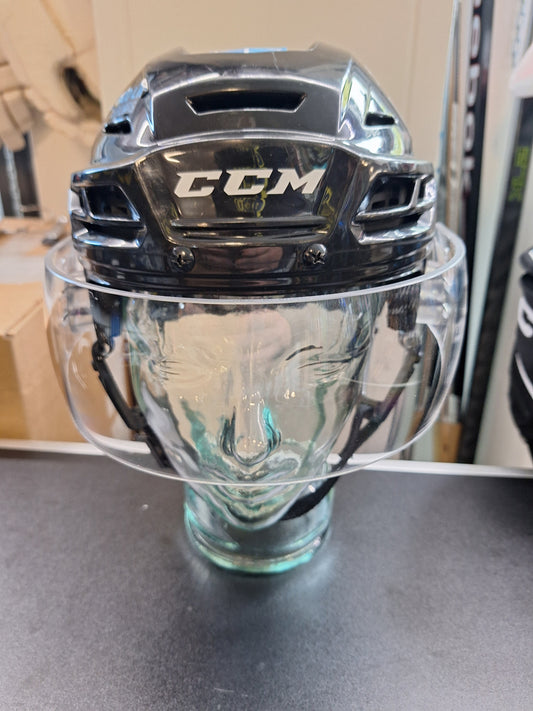 CCM Tacks 310 koko S ( kunto erinomainen ja tarrat saa pois )