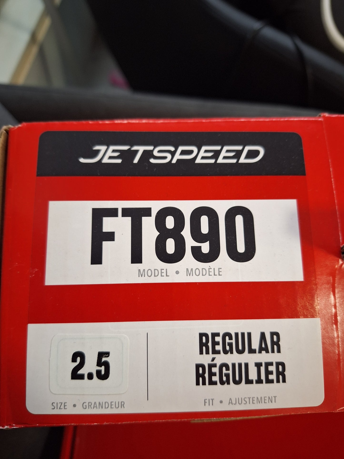 CCM FT890 JR koko 2.5 = 35.5 lesti Regular SUOMEN HALVIN