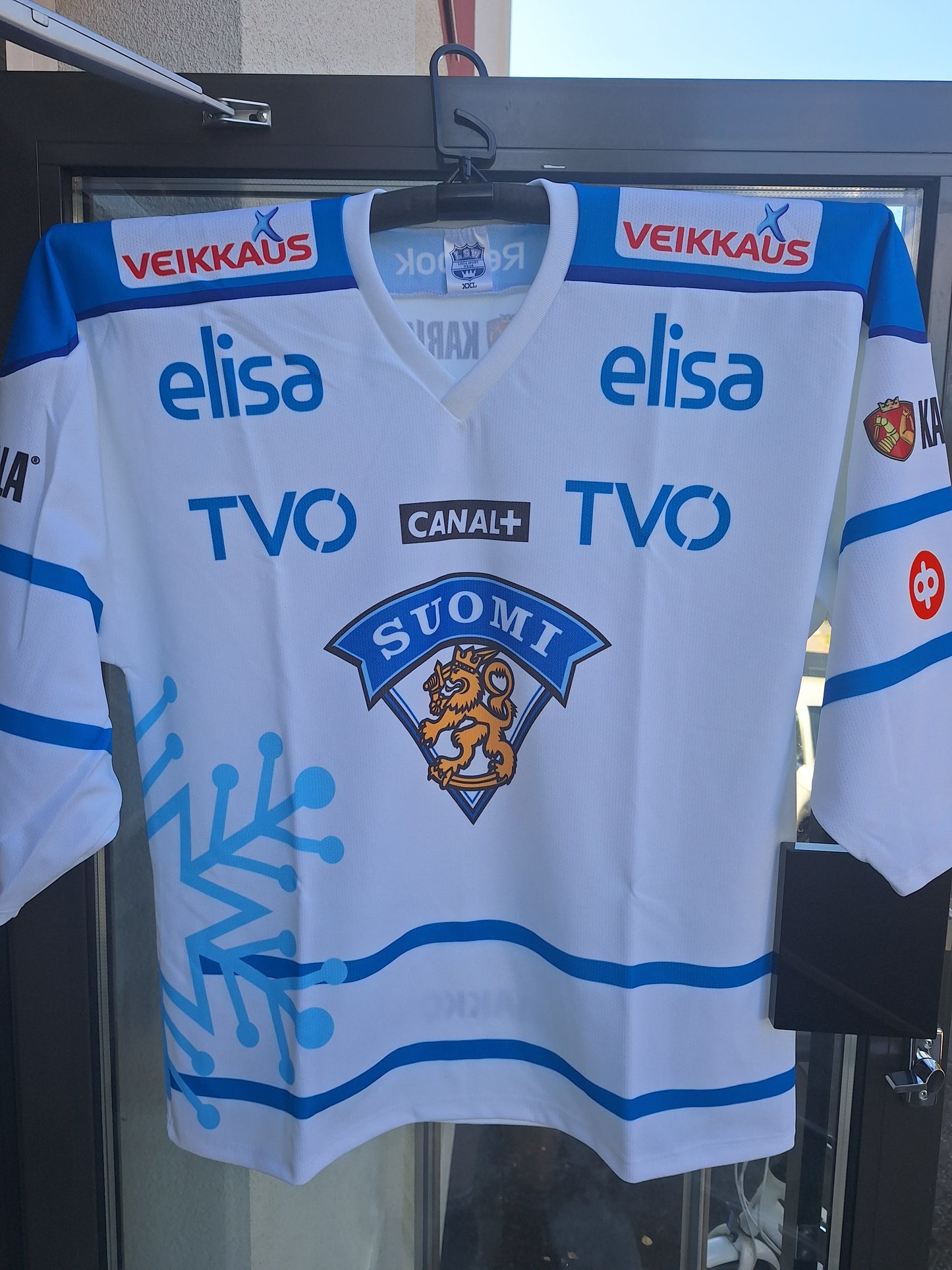Käyttämätön Suomi fanipaita XXL