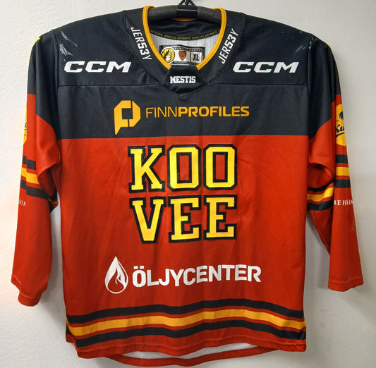 Koovee paita, mestis kaudelta