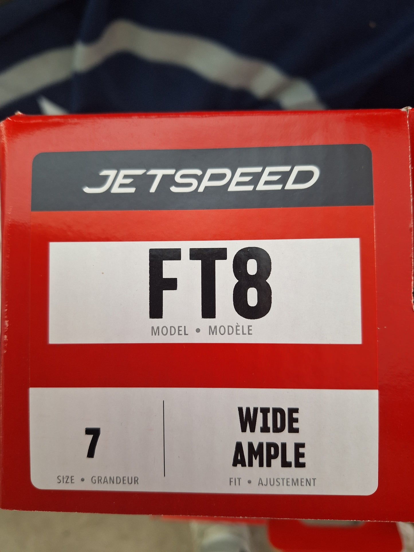 CCM FT8 koko 7 = 42 lesti Wide ( leveä ) SUOMEN HALVIN