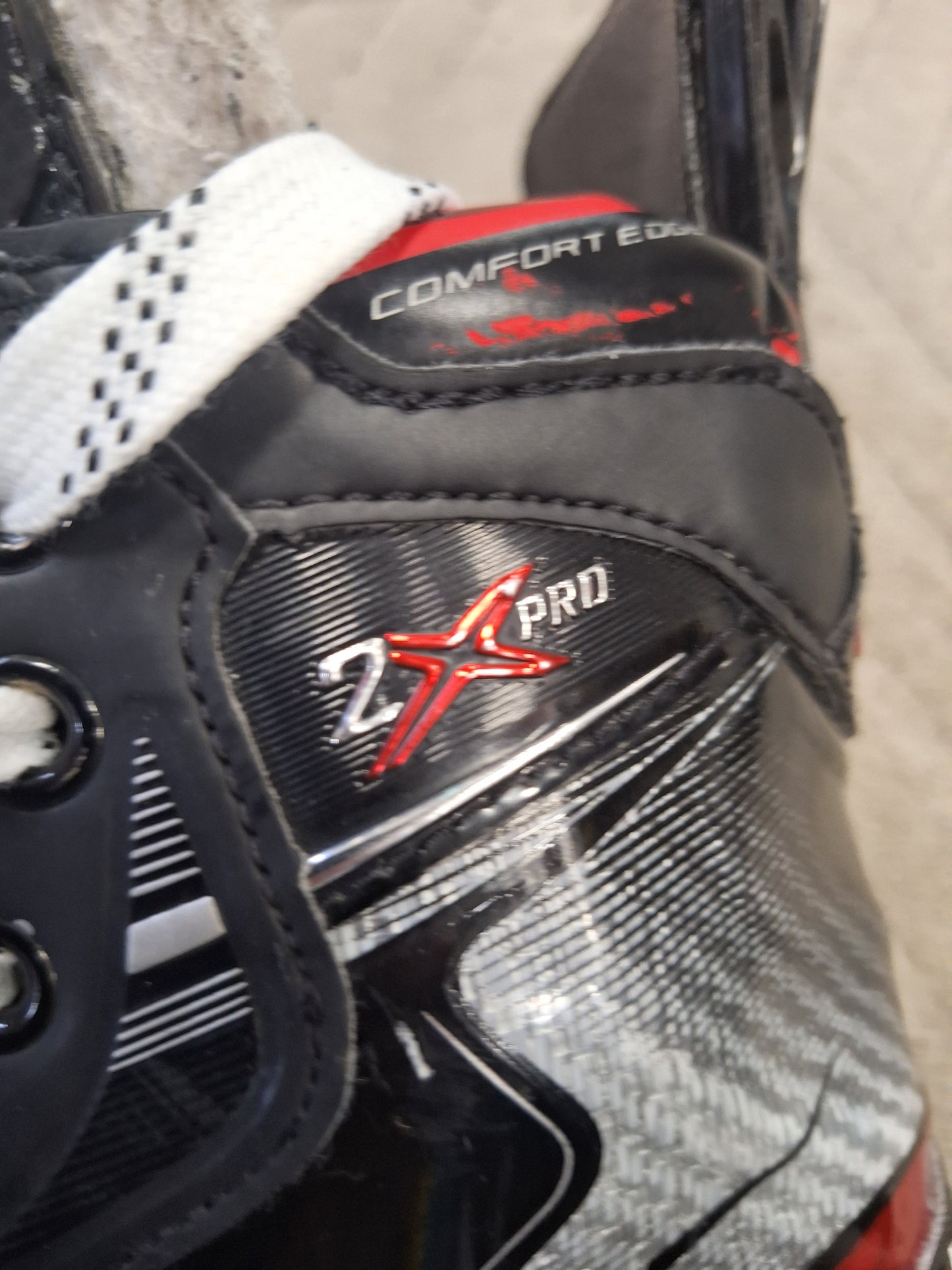 Bauer 2XPro koko 6=40.5 lesti D