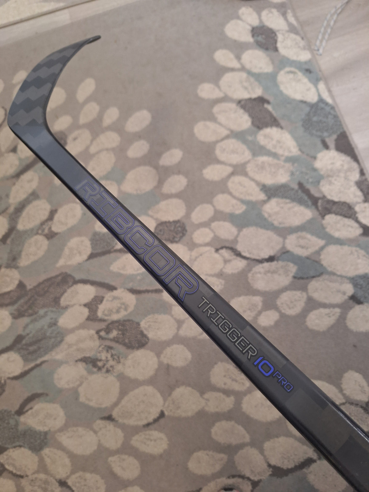 CCM trigger 10 pro 75 flex lapa 28 UUSI
