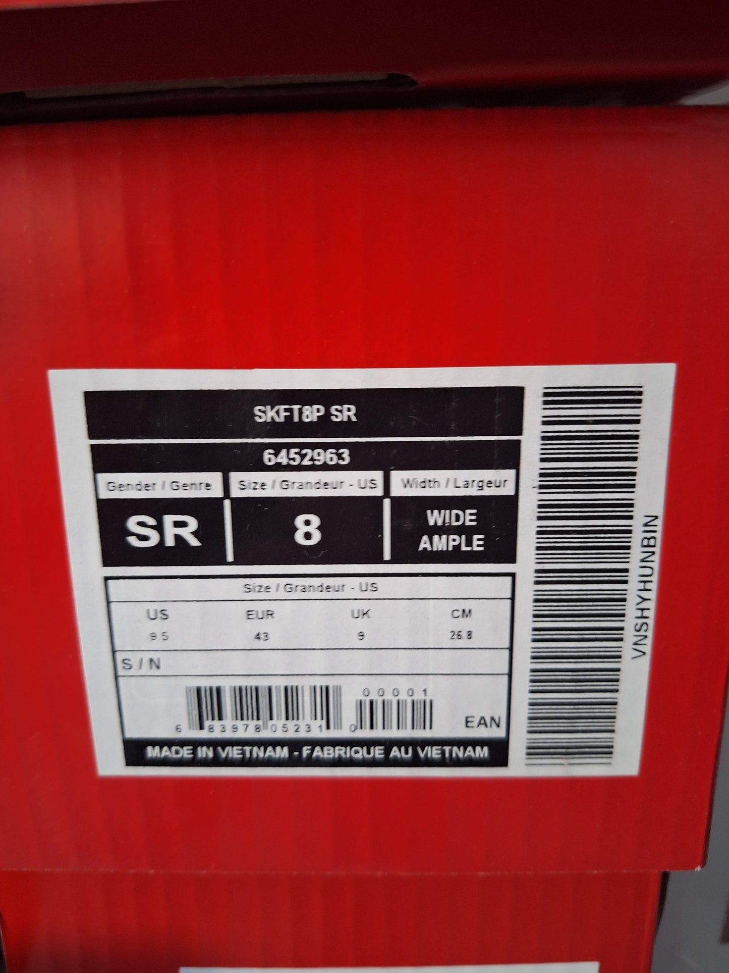 CCM FT8 PRO koko 8 = 43 lesti Wide ample ( leveä )