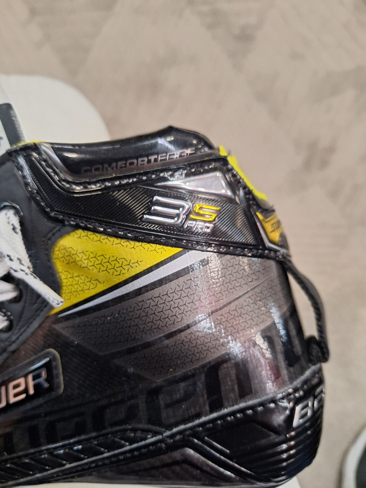 Bauer Supreme 3S Pro koko 9 = 44 lesti D