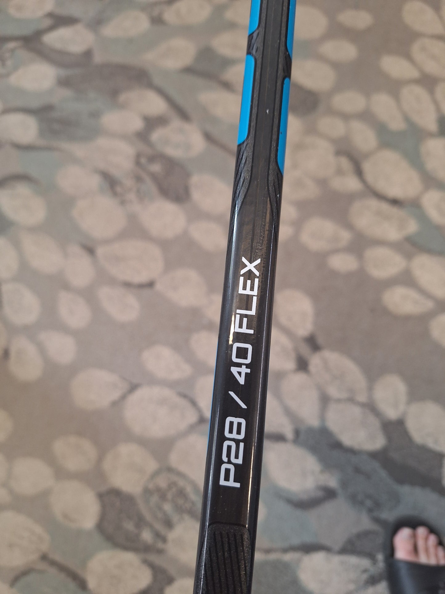 Bauer 40 right 40flex lapa 28 ( löytyy 2kpl )