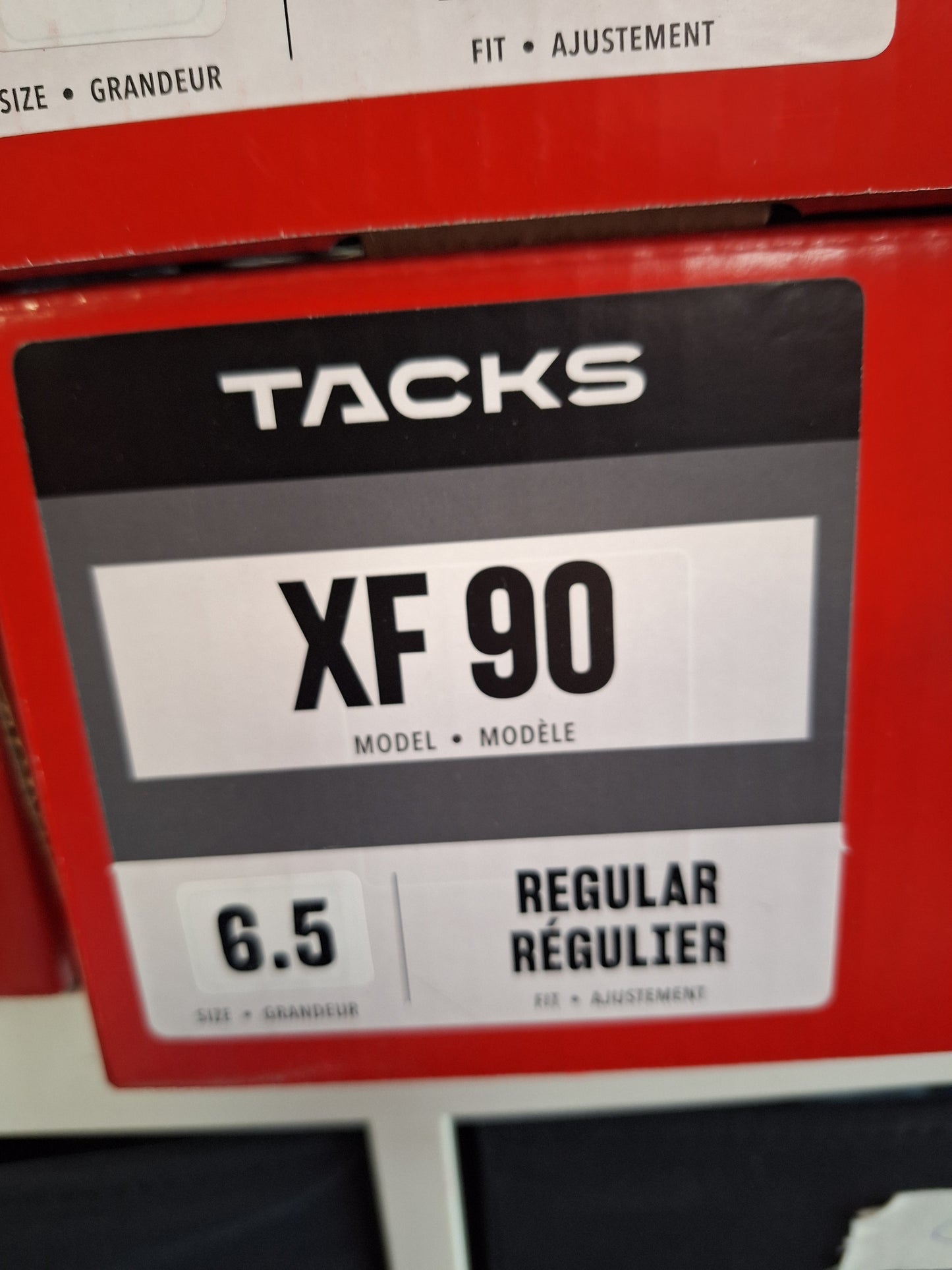 CCM XF90 Int koko 6.5 = 41 lesti Regular