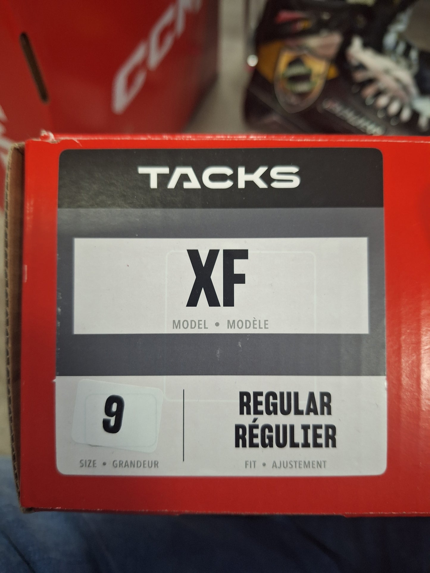 CCM XF Int koko 9 = 44,5 lesti Regular SUOMEN HALVIN