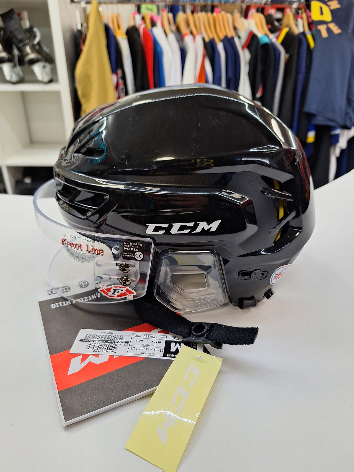 CCM Tacks 310 UUSI kypärä koko M Frontier visiiri UUSI