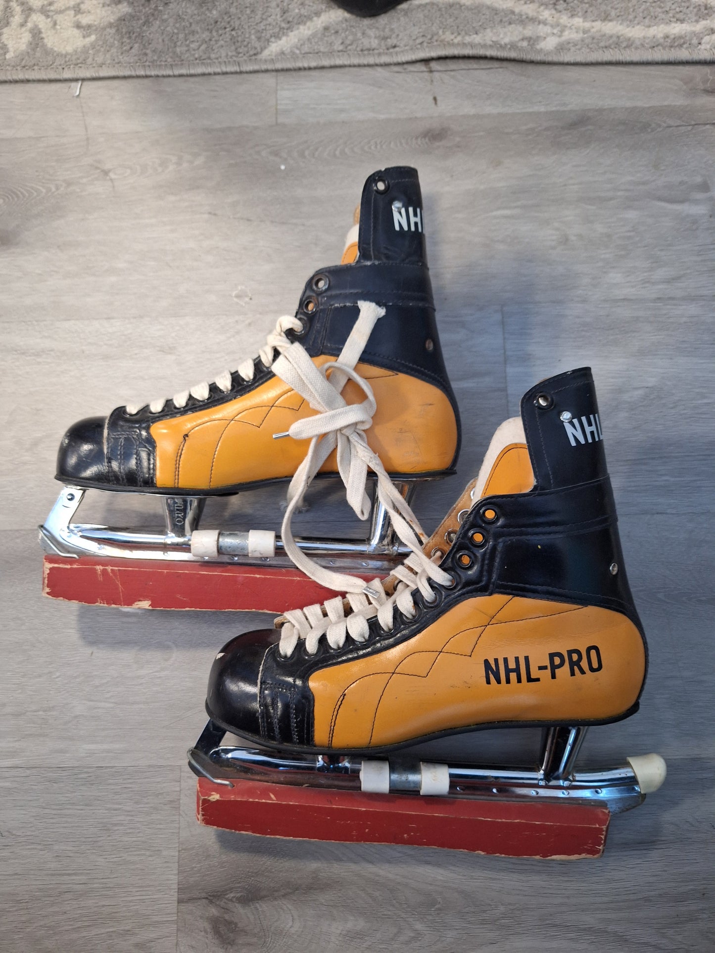 NHL,PRO KOKO 41 + tupit RETRO