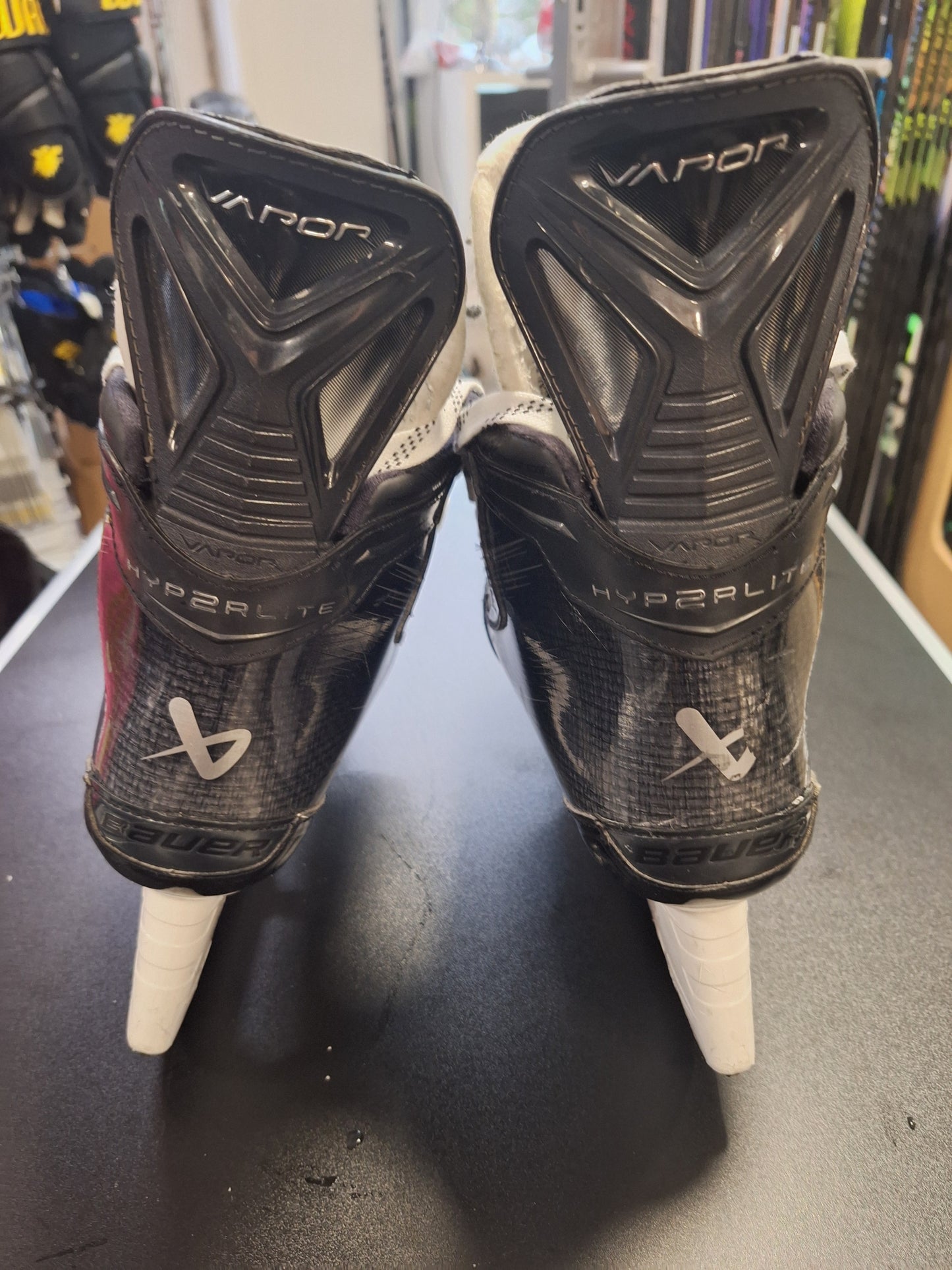 Bauer hyperlite koko 7 = 42