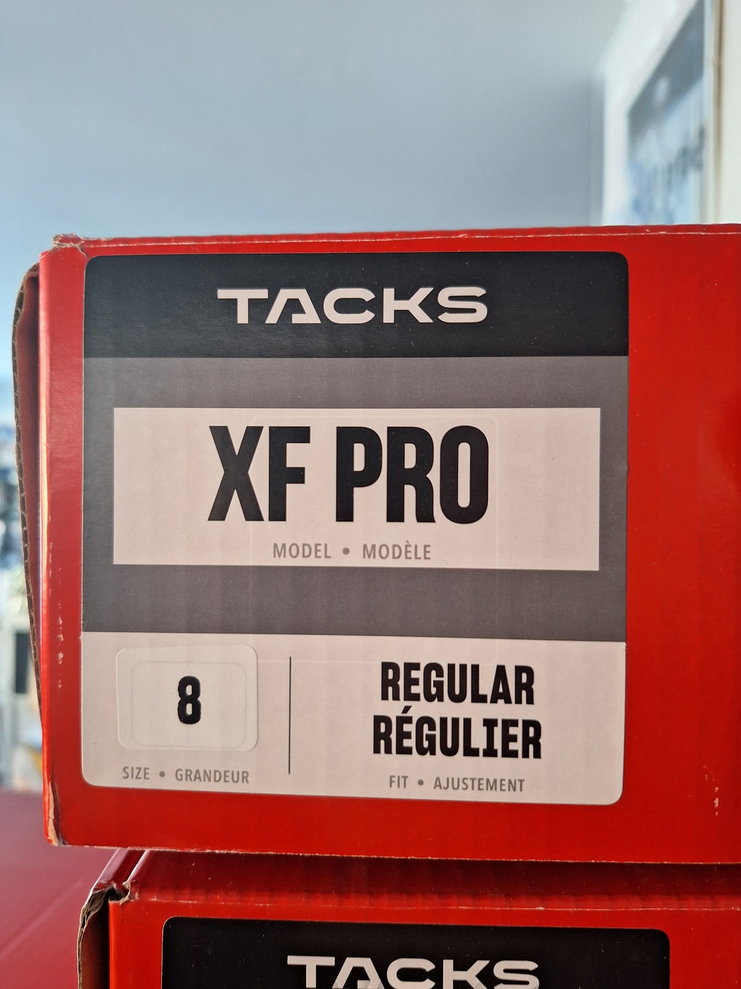 CCM XF PRO koko 8 = 43 lesti Regular SUOMEN HALVIN