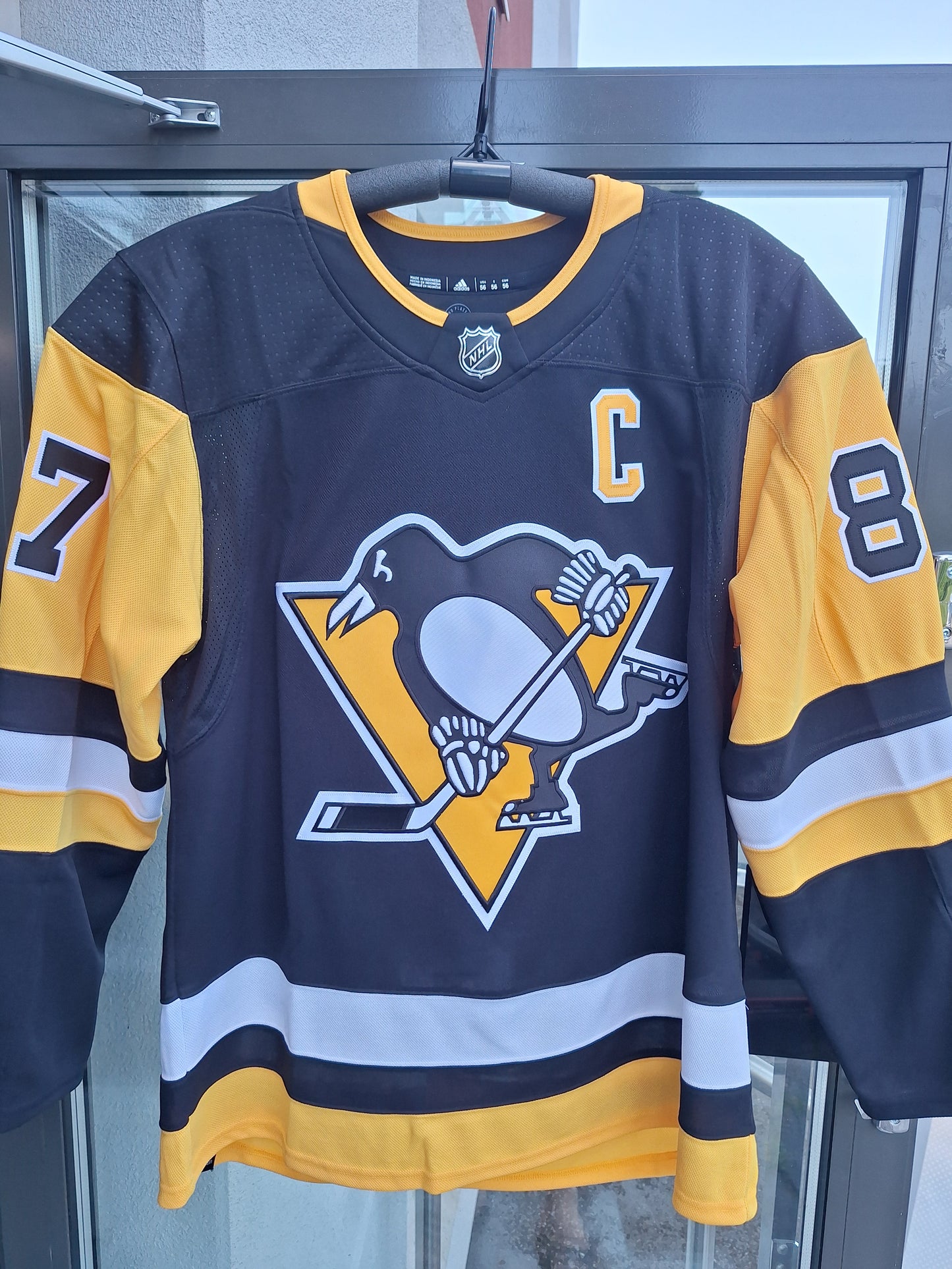 Penguins Crosby paita koko 56 noin XXL aito paita.