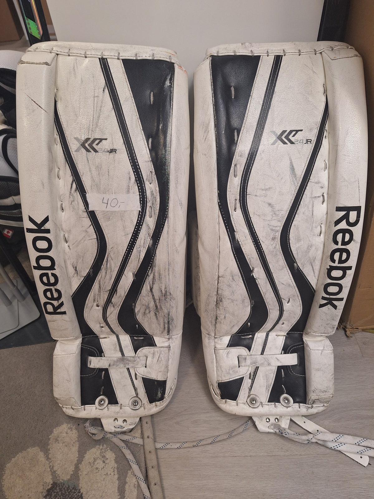 Reebok XT24 koko 24+1 noin 125-145cm
