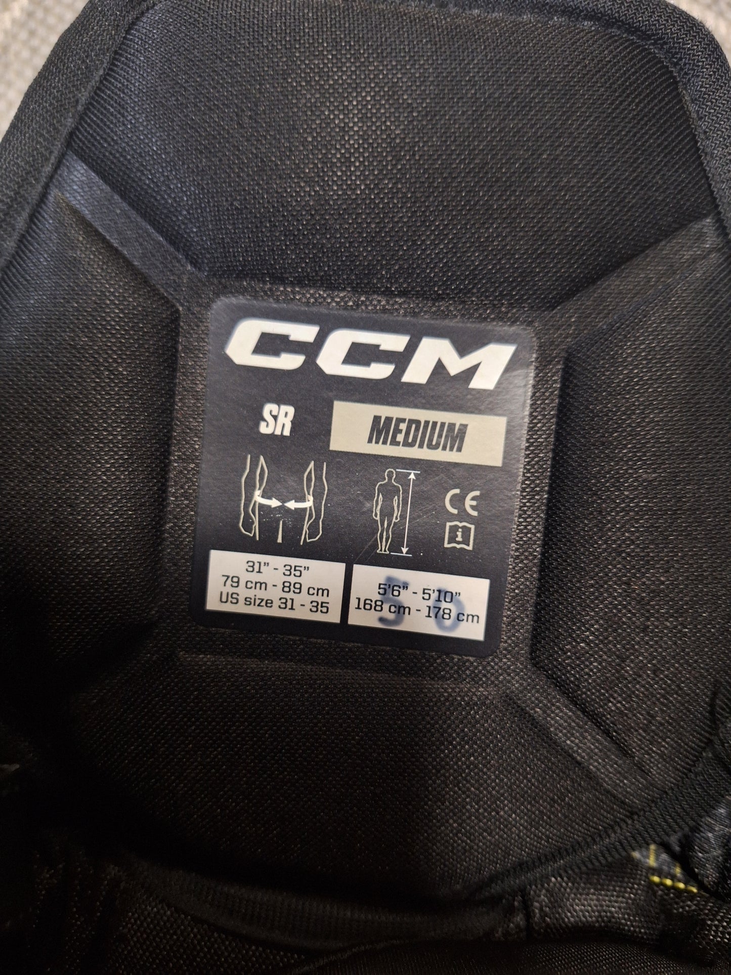 CCM tacks XF Sr Medium