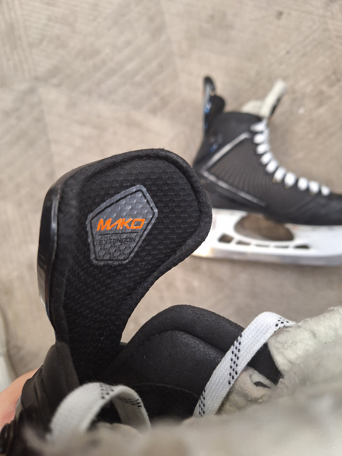 Easton mako koko 8=43 lesti D