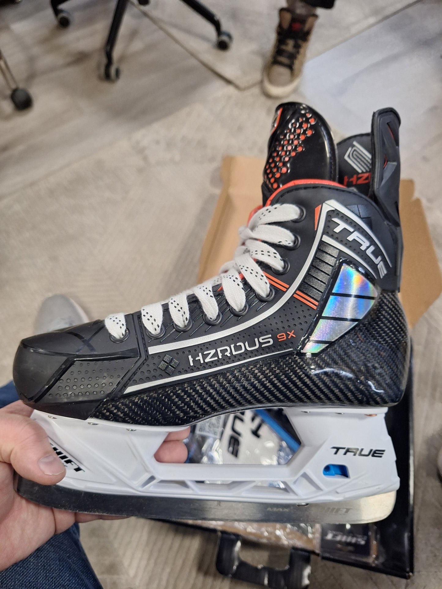 True HZRDUS 9X koko 6.5 + terät