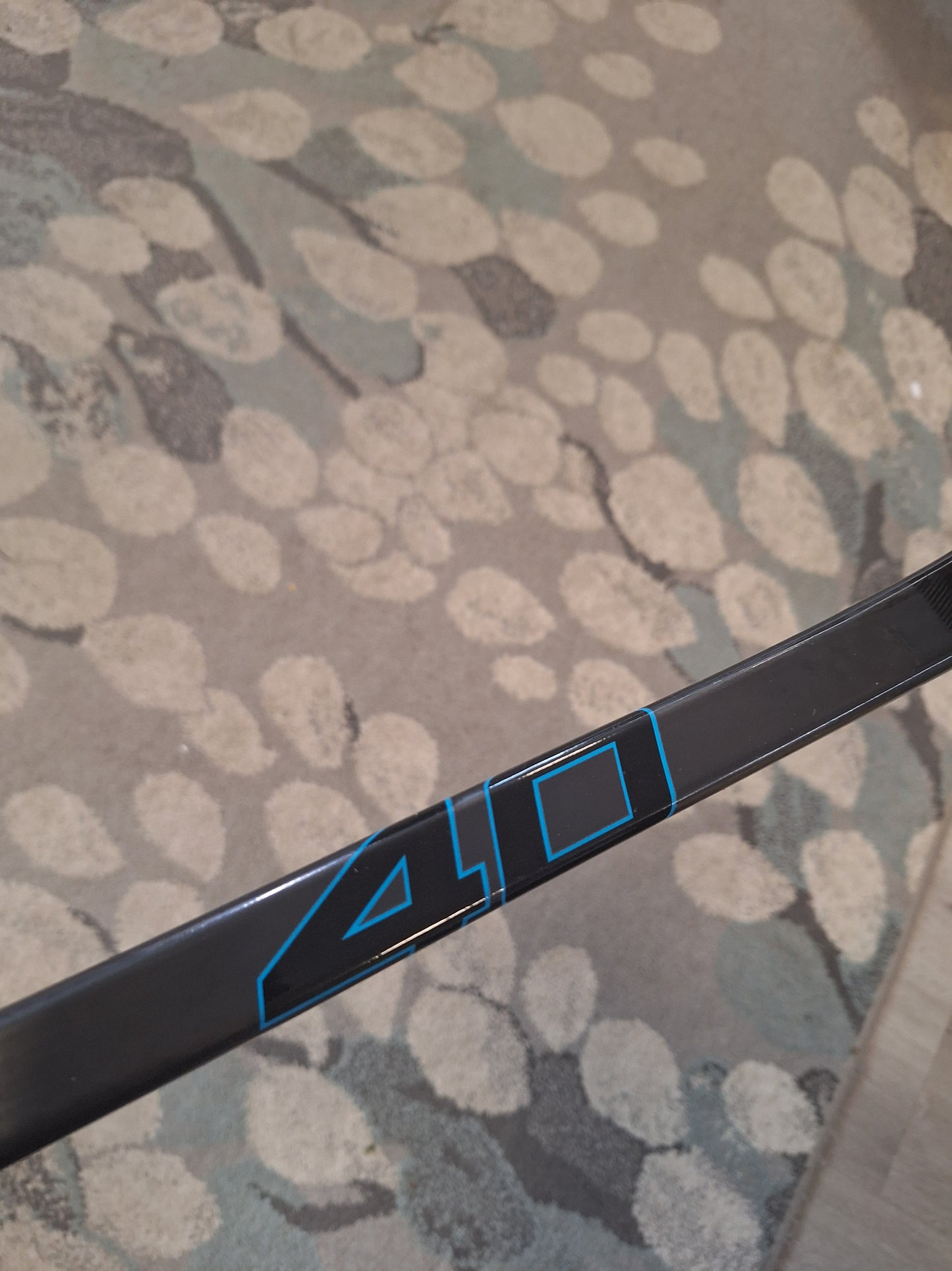 Bauer 40 right 40flex lapa 28 ( löytyy 2kpl )