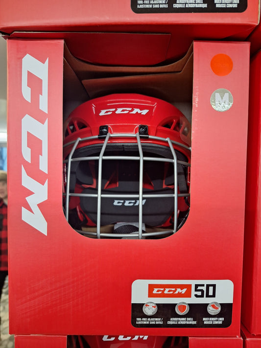 CCM 50 uusi kypärä