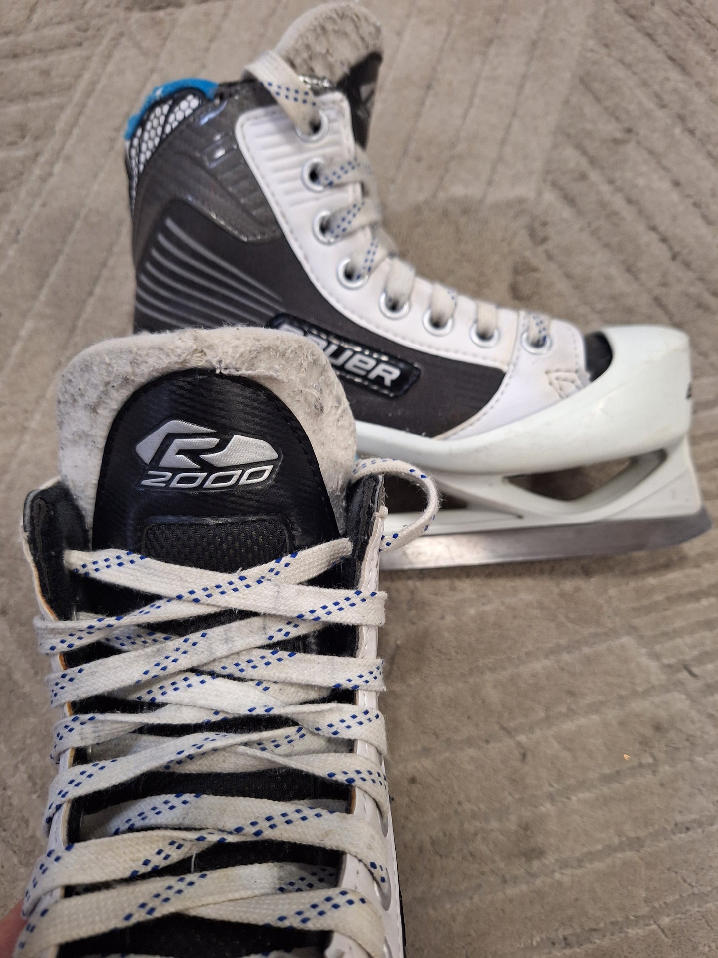 Bauer 2000 MV-luistimet koko 1.5 = 34 lesti D kunto ok