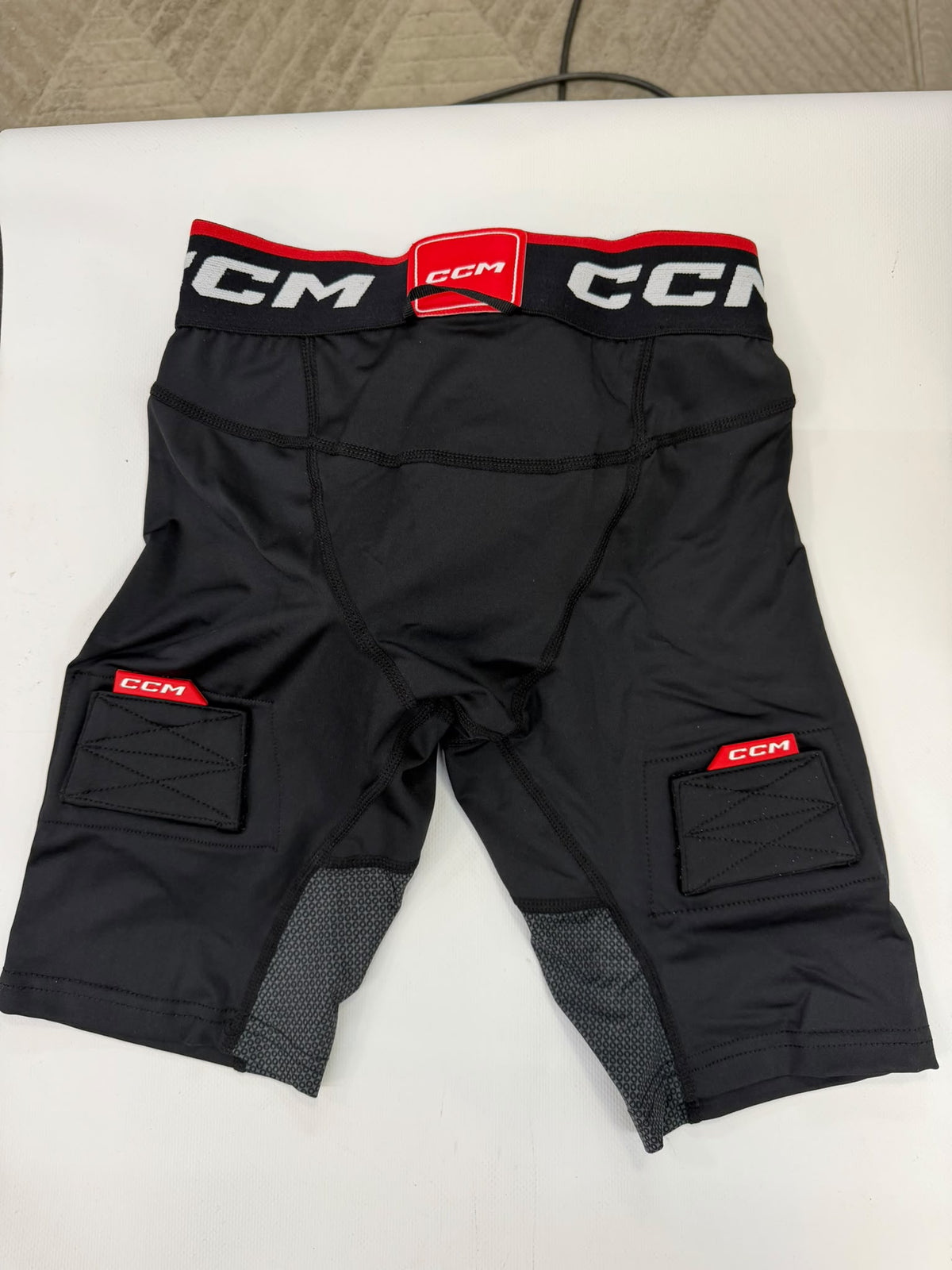 CCM compression short Sr XL Uusi