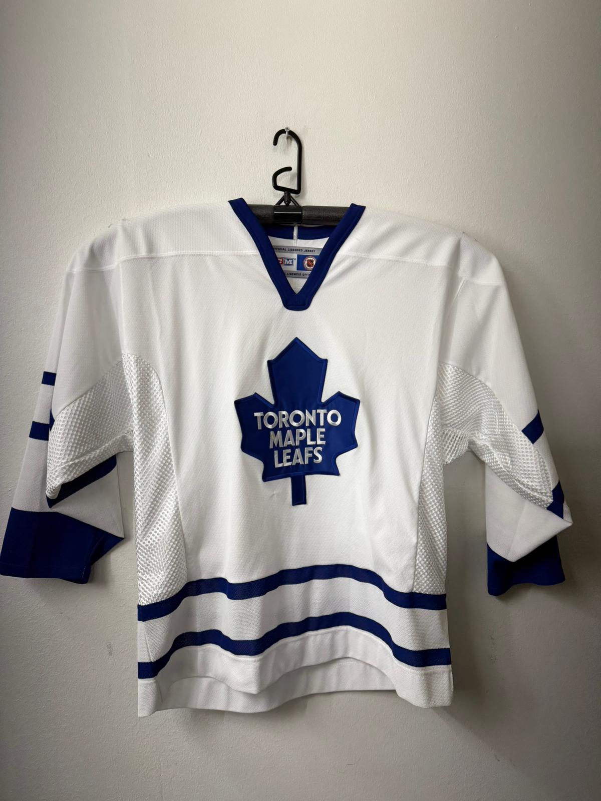 Toronto paita käytetty kunto ihan ok ja koko Sr L.