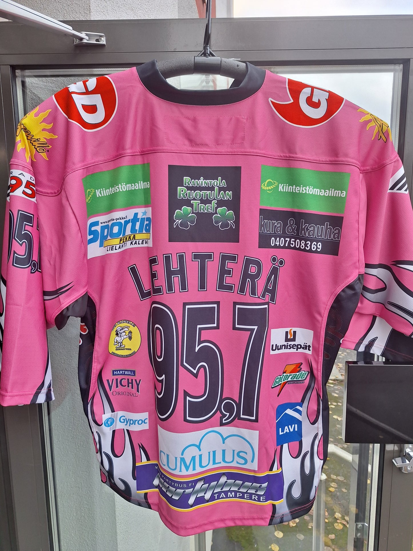 Käyttämätön vuoden 2010 Pahalampi Lehterä paita koko L