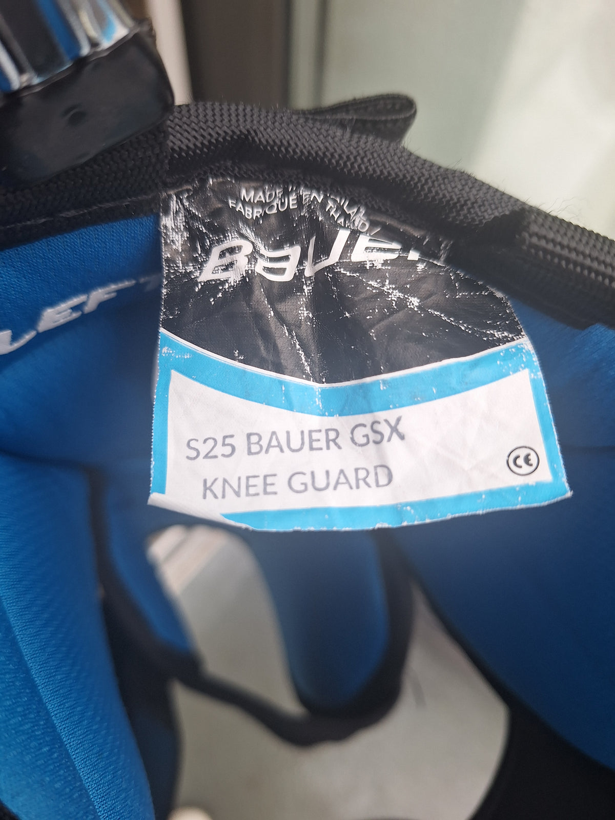 Bauer GSX SR lisäpolvisuojat ( käytetty 2 kertaa )