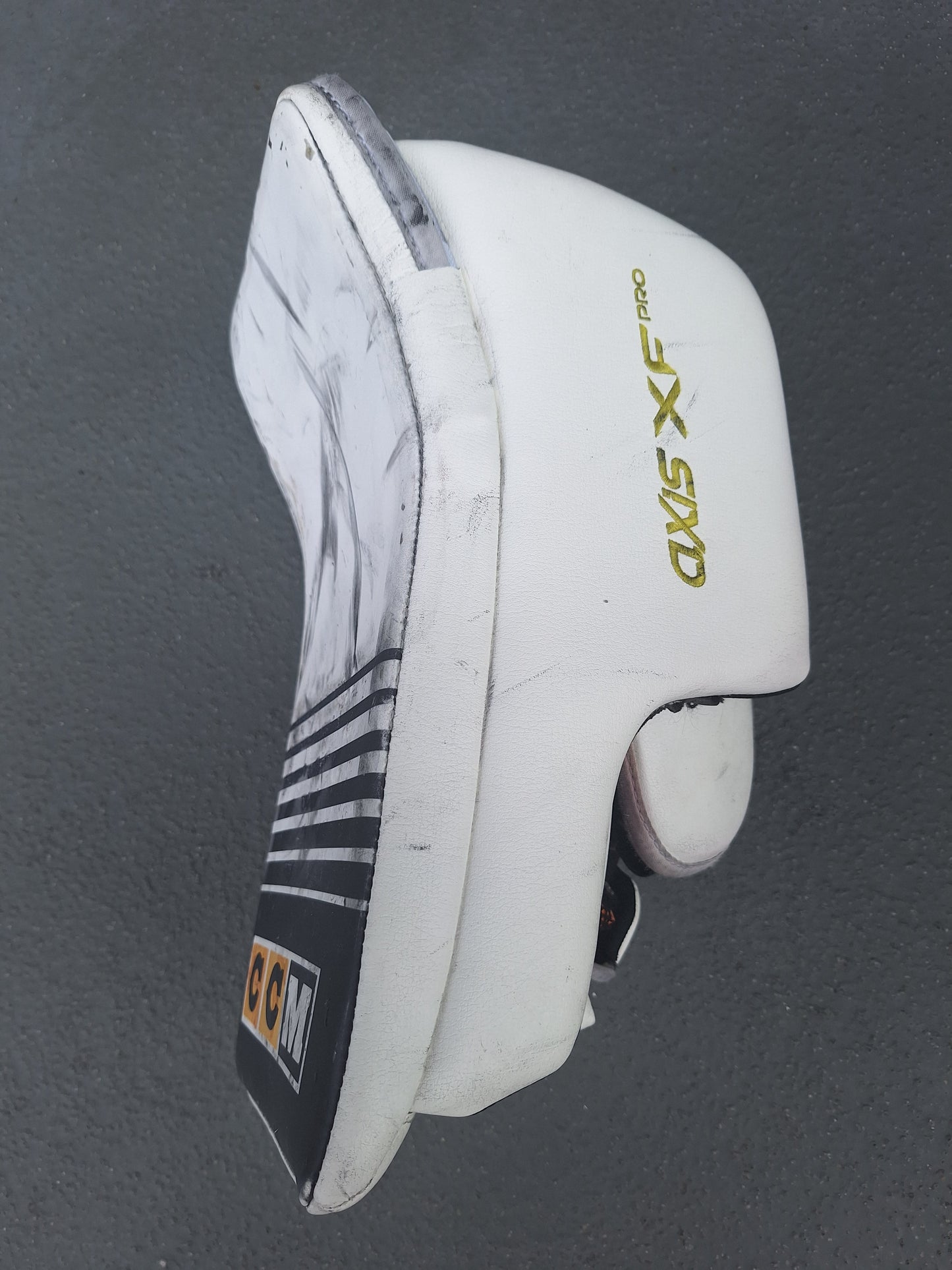 CCM axis XF Pro ( Westerholm )