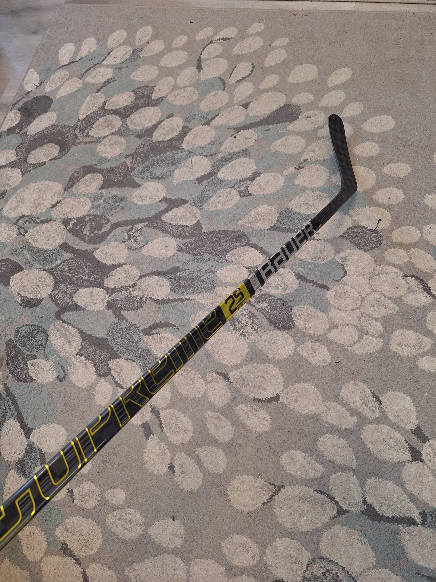 Bauer 2SPro 82Flex ( Filppula) käytetty kunto ok ( pitkä maila )