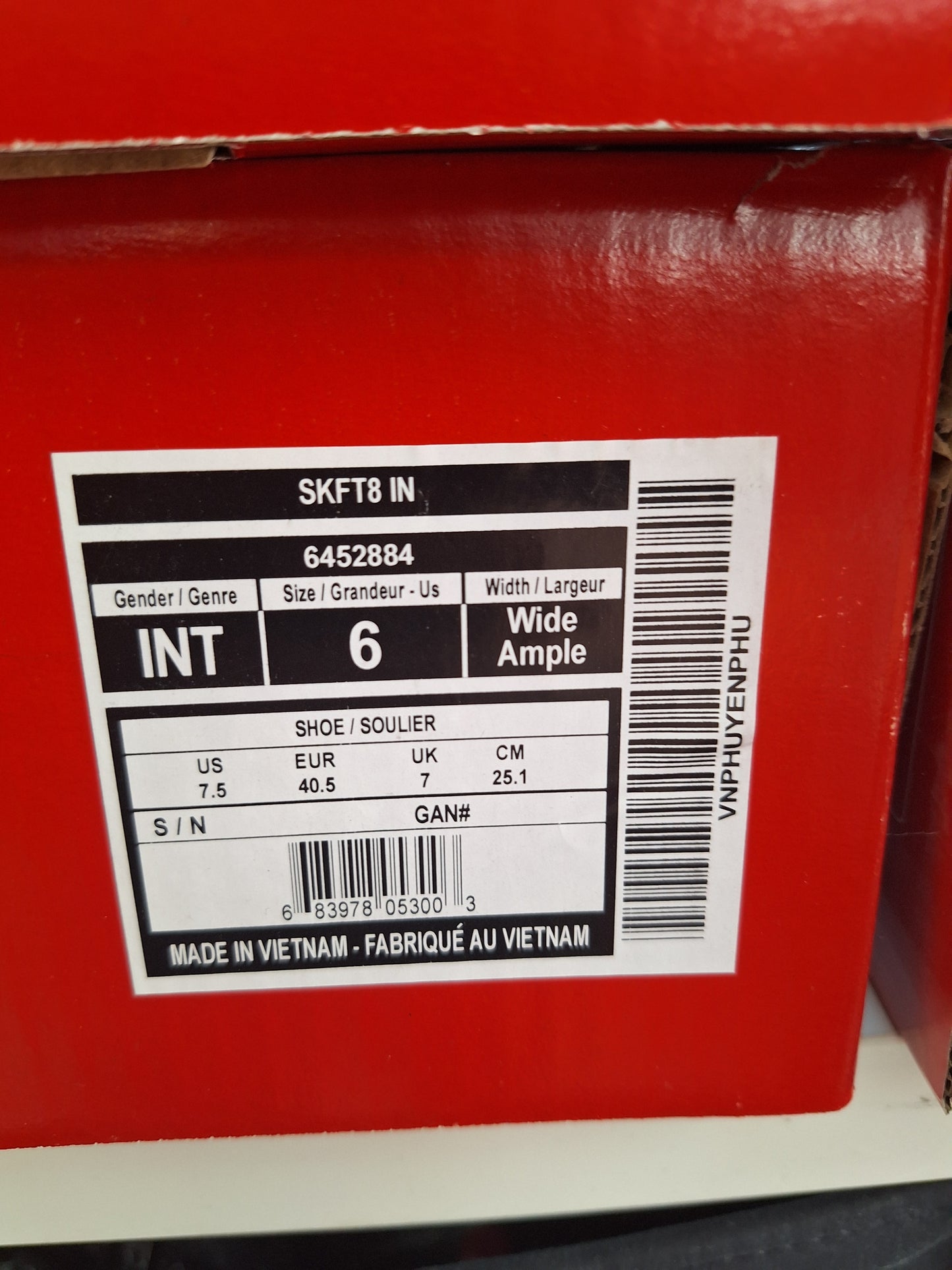 CCM FT8 int koko 6 = 40.5 lesti Wide ( leveä ) SUOMEN HALVIN