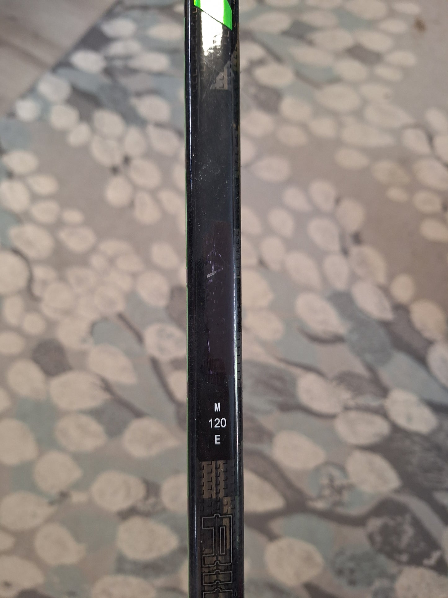 CCM Trigger5 Pro right 120flex normi lapa ( löytyy 4kpl )