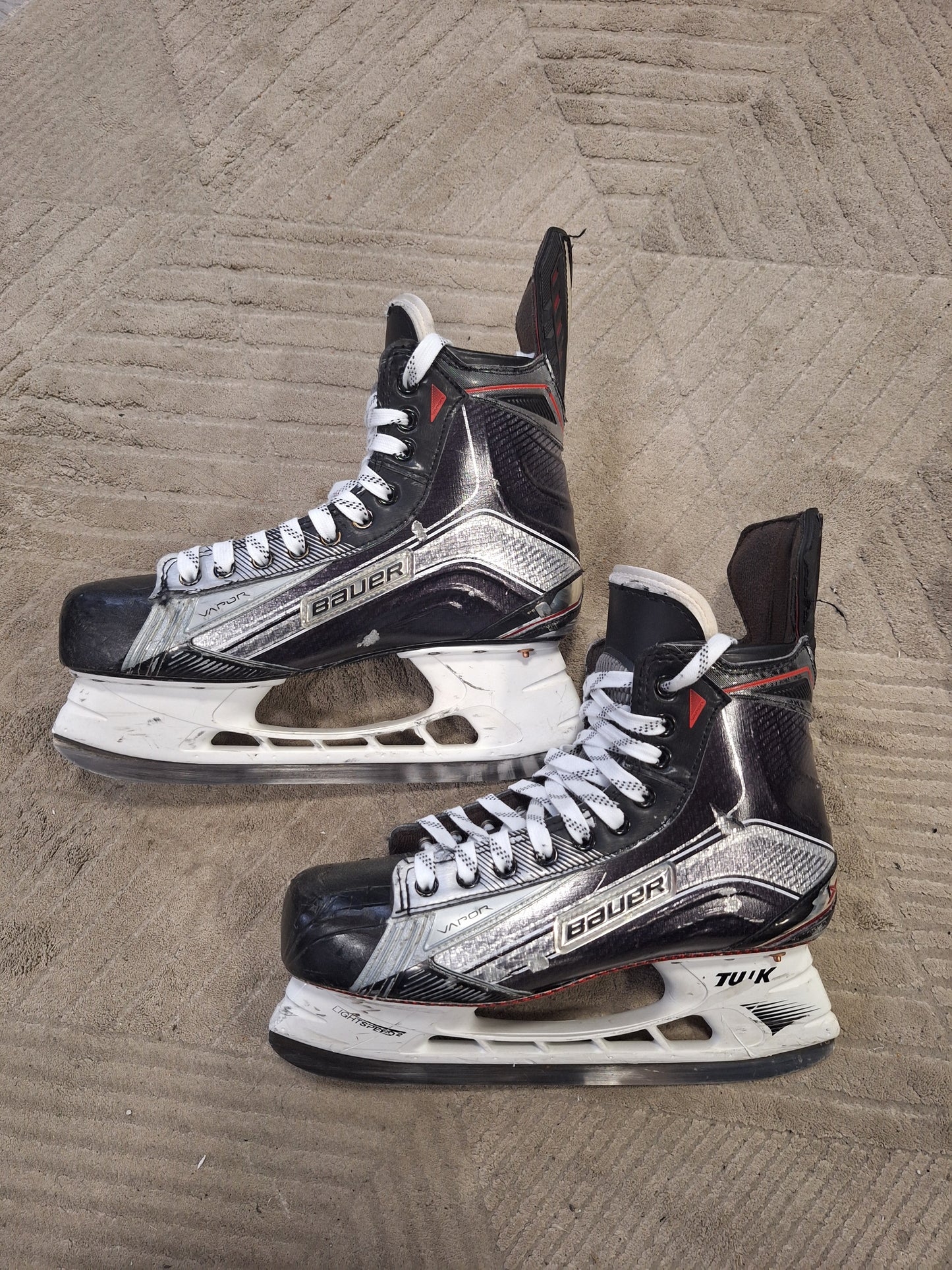 Bauer vapor 1X koko 7 3/4 = 43